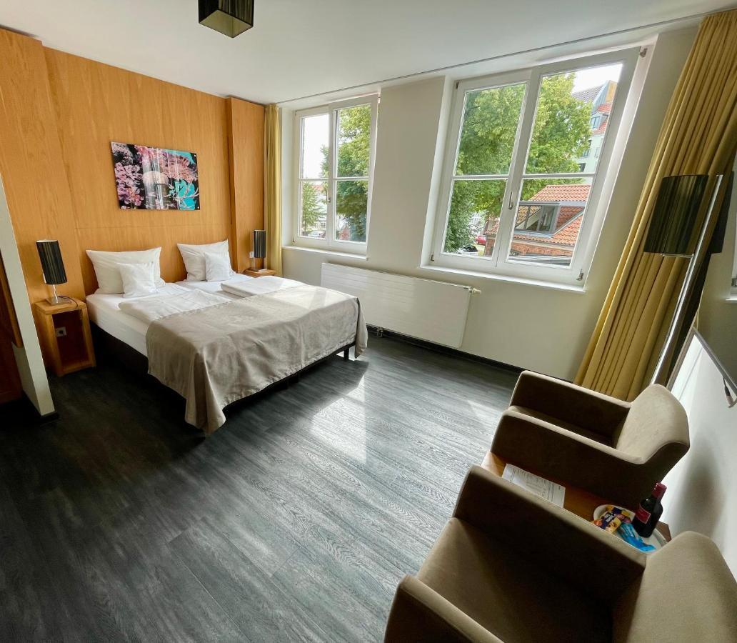 Hotel Hafenresidenz Στράλσουντ Εξωτερικό φωτογραφία
