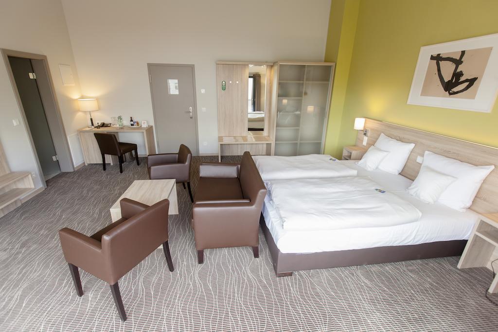Hotel Hafenresidenz Στράλσουντ Δωμάτιο φωτογραφία